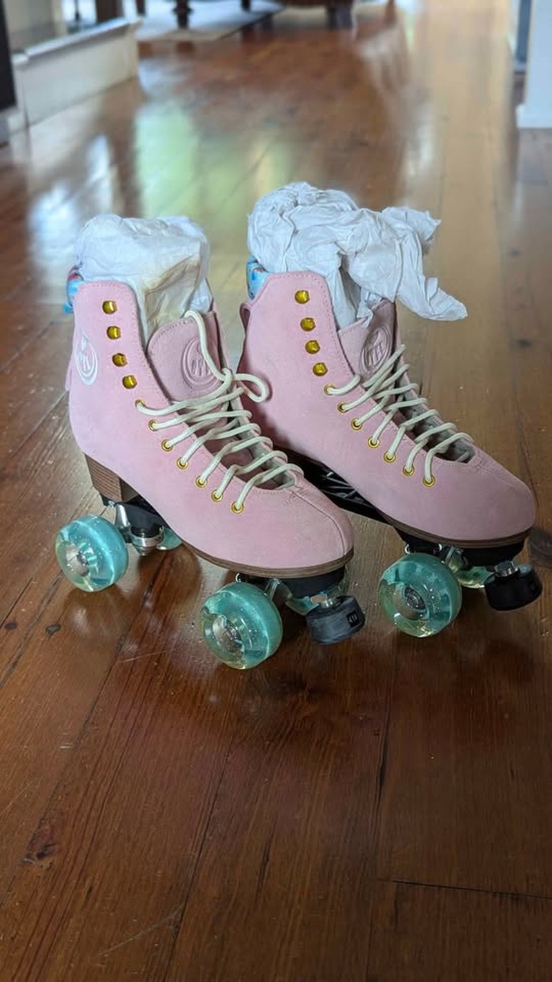 BTFL Artistic Pro Roller Skates
