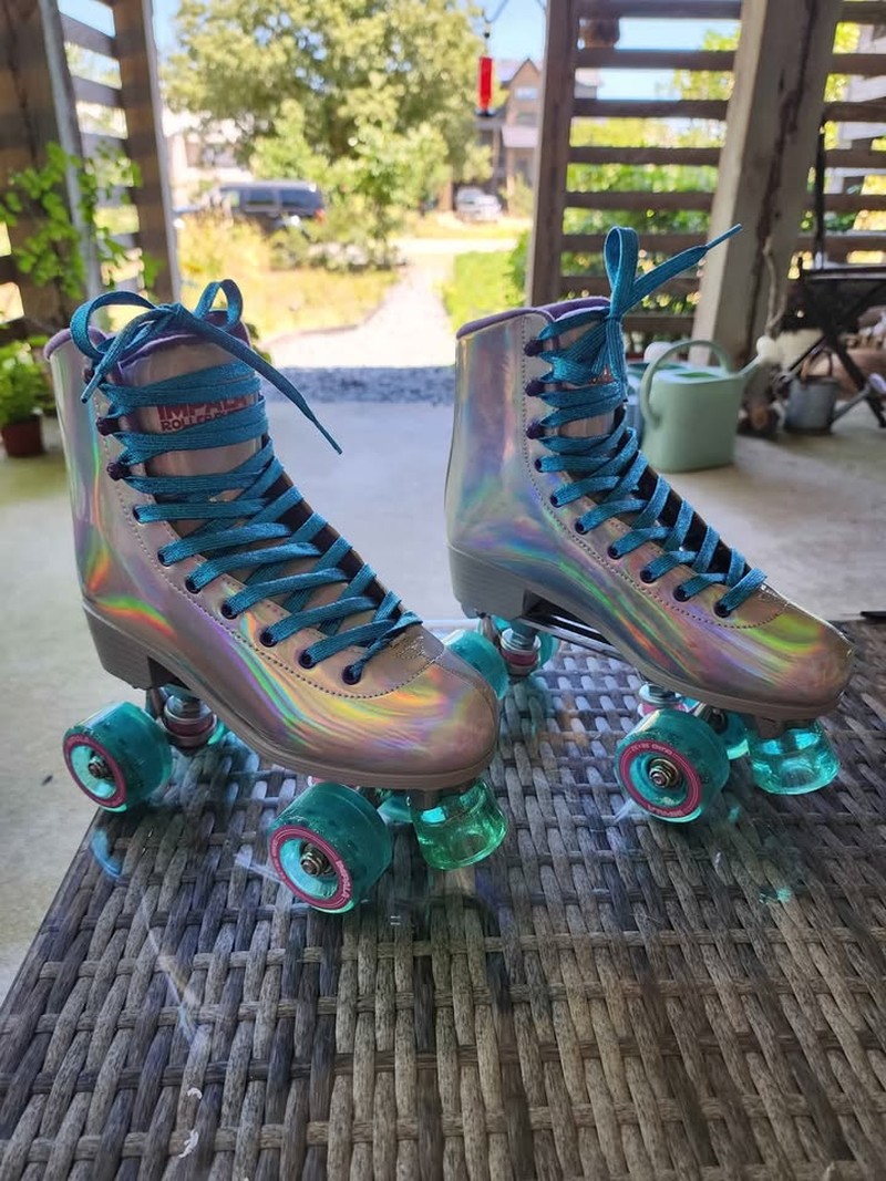 Impala Rollerskates Girl's Impala Quad Skate (Big Kid/Adult)