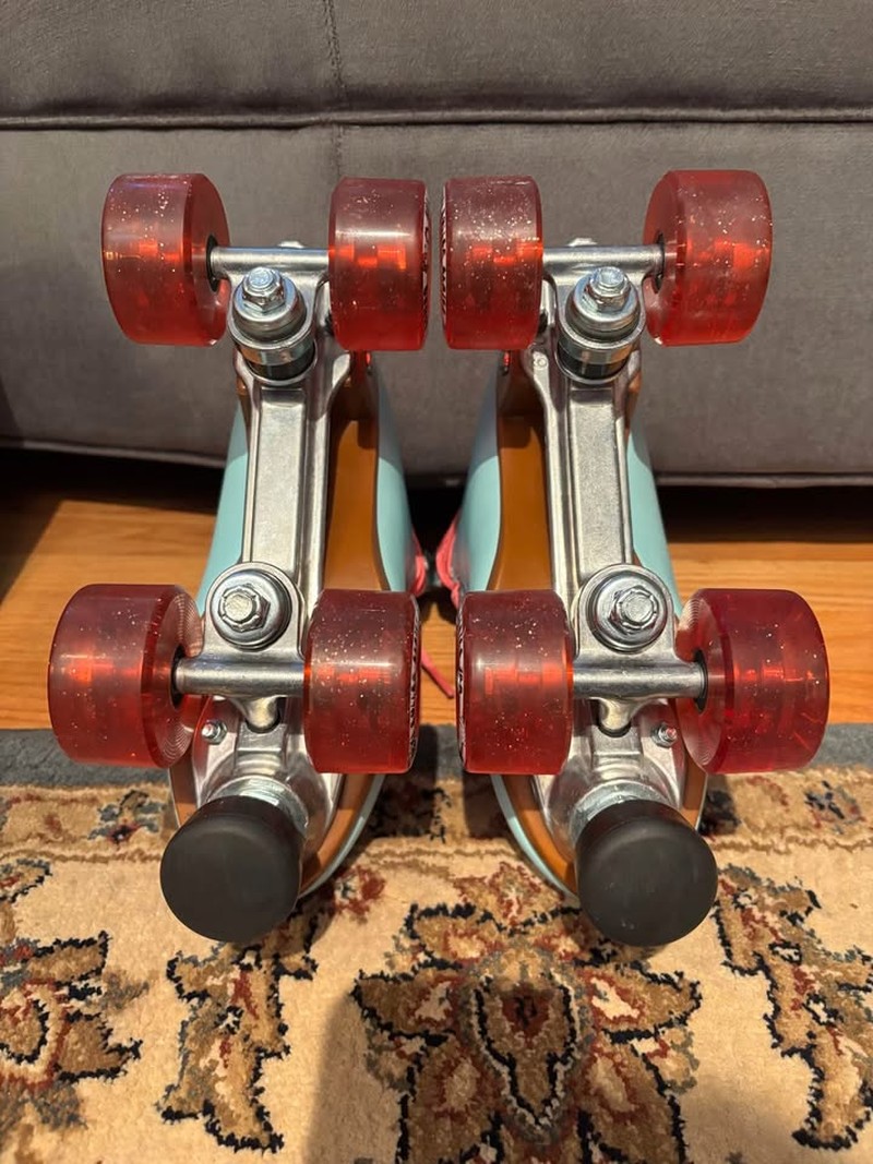 Moxi Beach Bunny Roller Skates